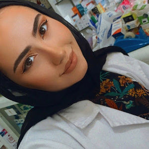 Meet your Posher, Aya